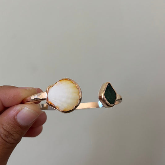 Symmetrical Sunrise Shell Cuff - Gold Fill