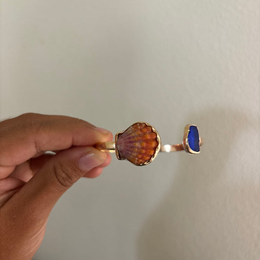 Symmetrical Sunrise Shell Cuff - Gold Fill