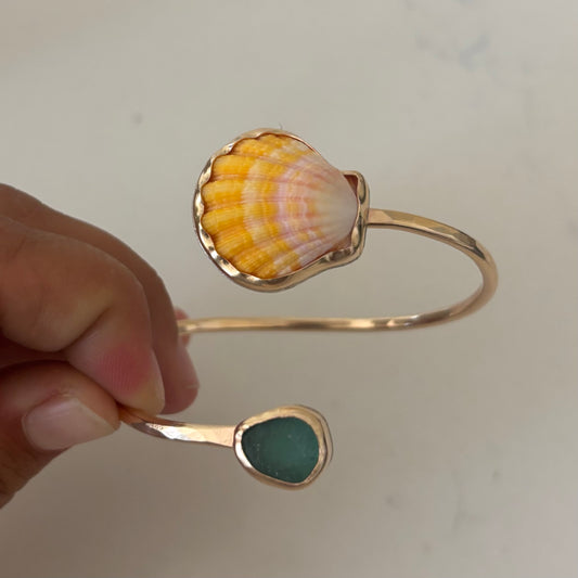 Sunrise Shell Cuff - Gold Fill