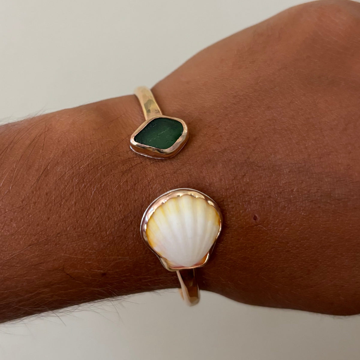 Symmetrical Sunrise Shell Cuff - Gold Fill