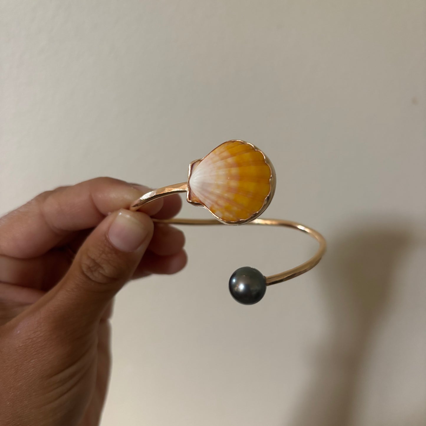 Sunrise Shell & Tahitian Pearl Cuff