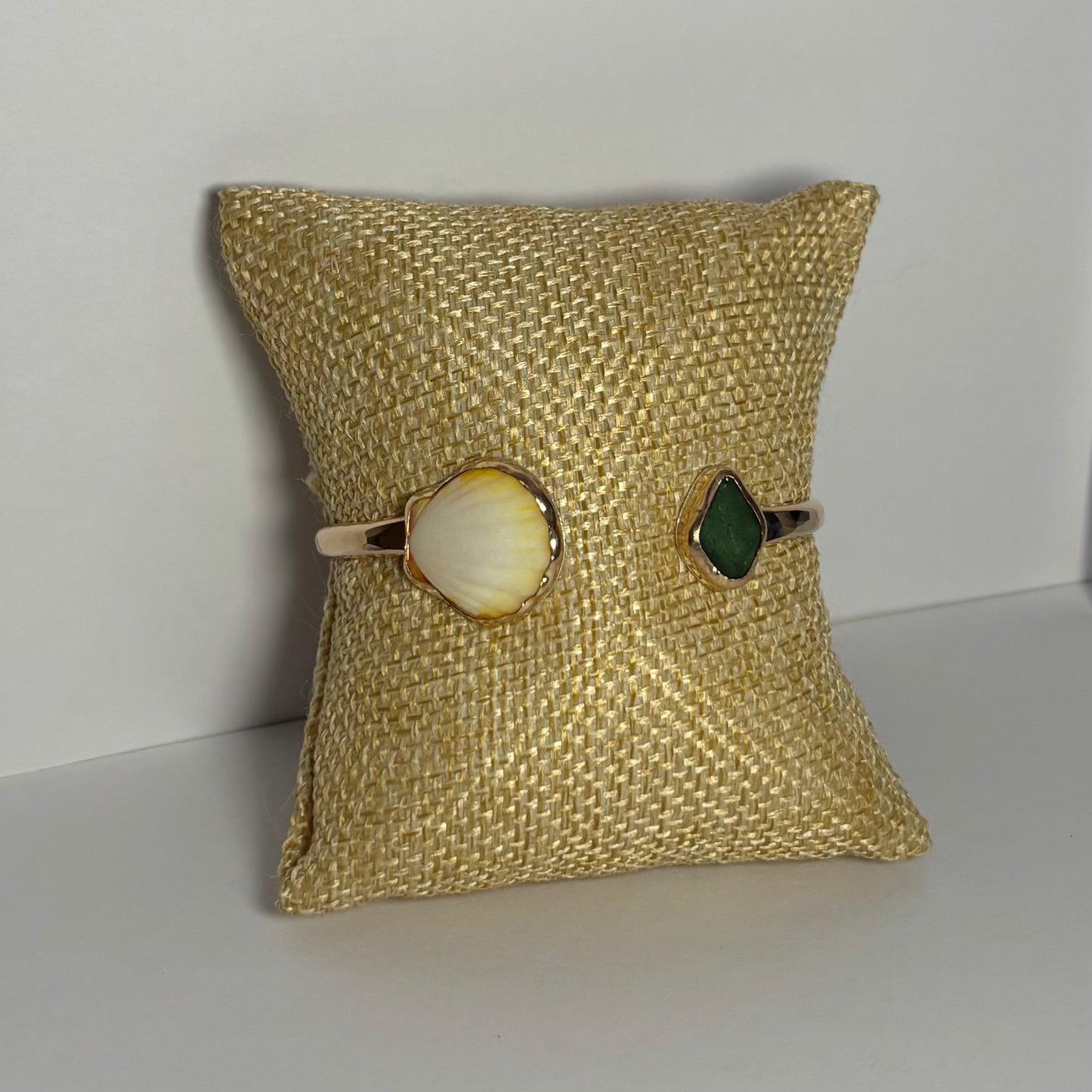 Symmetrical Sunrise Shell Cuff - Gold Fill